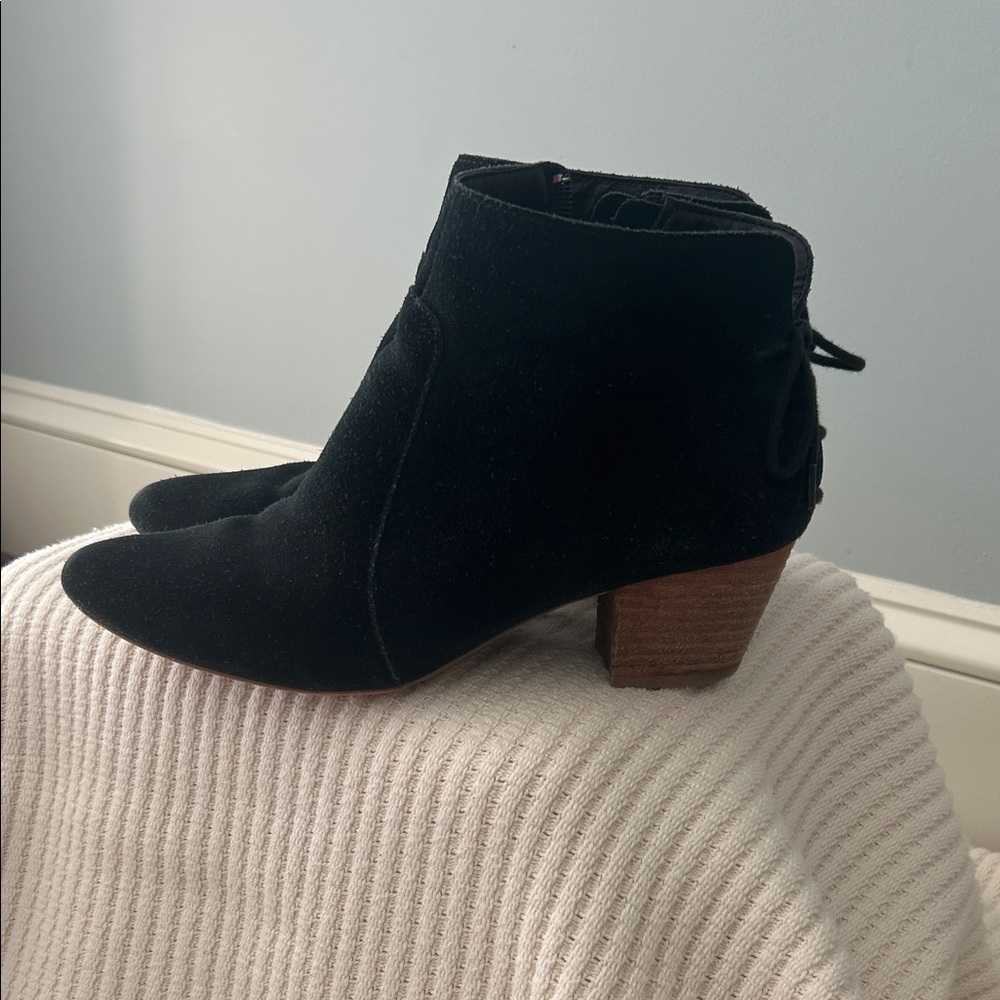 Tahari Black Ankle Booties with Brown Heel